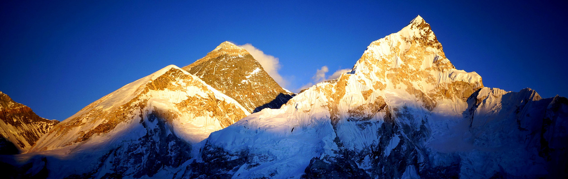 sunrise over Everest view from Kalapathar